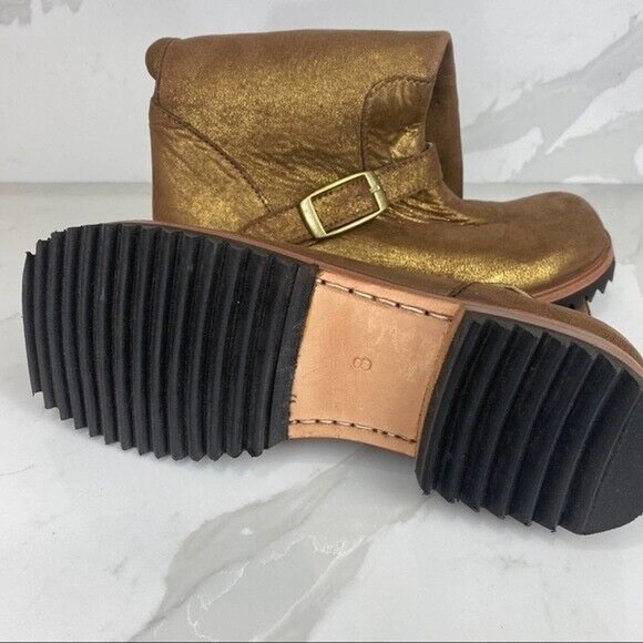 Jim Barnier Engineer Buckle Boot Gold Distress NWT Size 8 - Picture 5 of 8